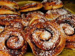 Cinnamon rolls
